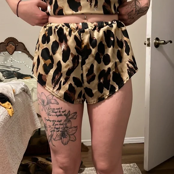 Leopard PJ's - Picture 2 of 3